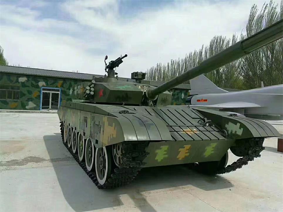 西平县坦克模型